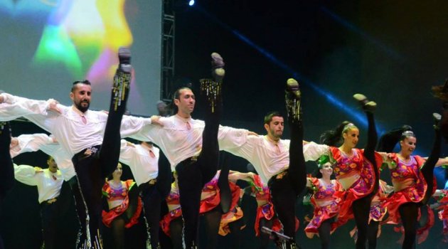 آتش آناتولی، نمایش رقص موزیکال